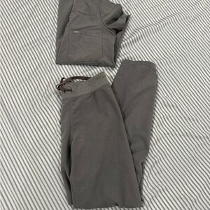 Figs charcoal gray (retired) Livingston pants and one pocket top